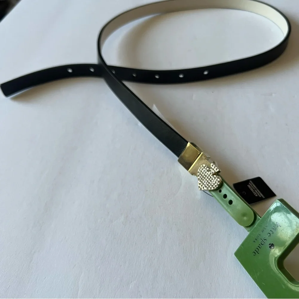 KATE SPADE REVERSIBLE BELT BLACK/WHITE WITH CRYSTAL STUDDED GOLD SPADE SMALL NWT